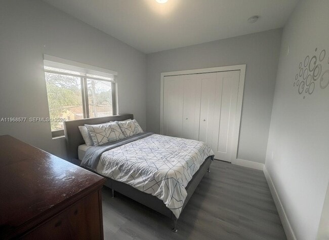 Building Photo - 1720 NW 110th Terrace