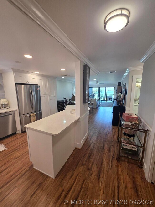 Building Photo - 200 Intracoastal Pl