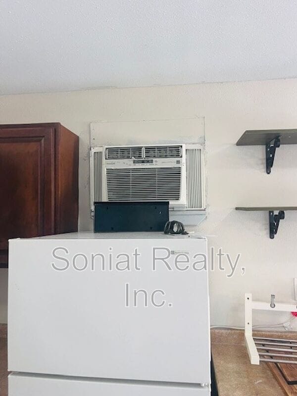 Building Photo - 3232 St Philip St