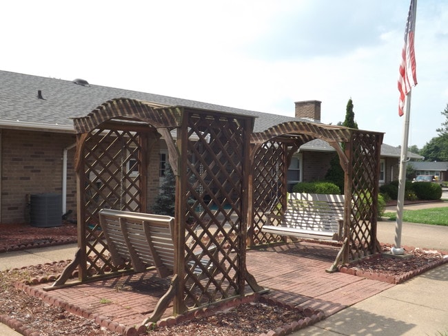 Building Photo - Horizon Homes (55+ Community)