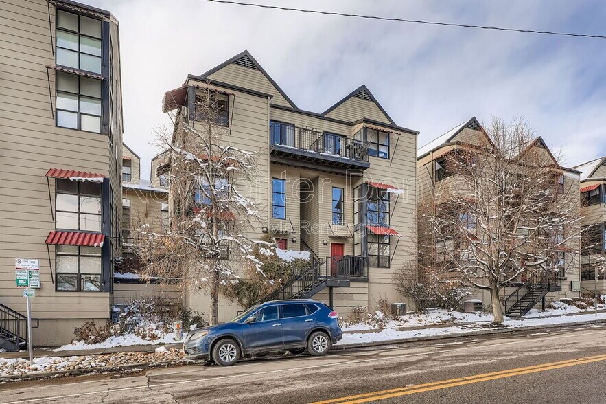 Building Photo - 3025 Tejon St