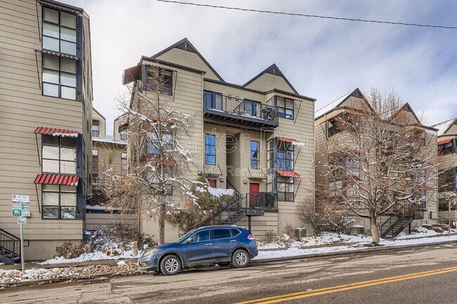 Building Photo - 3025 Tejon St