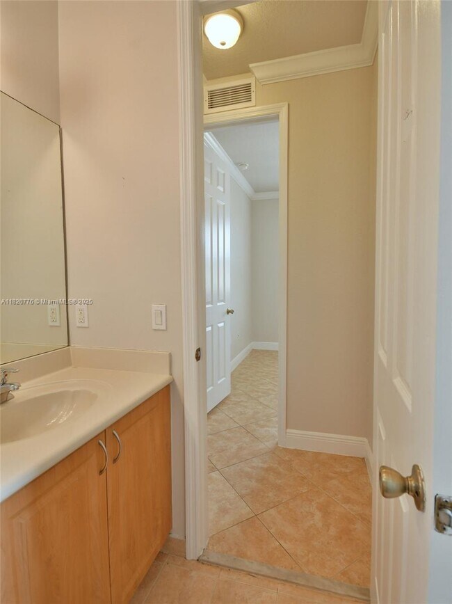 Building Photo - 8940 SW 228th Ln