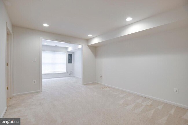 Building Photo - 5214 Prairie Willow Ln