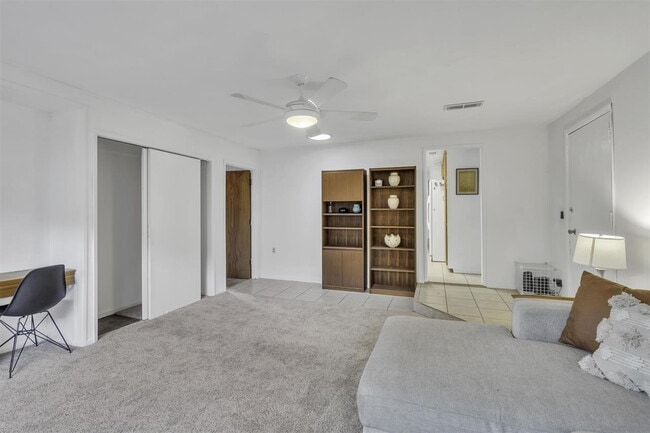 Building Photo - FULLY FURNISHED Mid-Century Modern 3 Bed R...