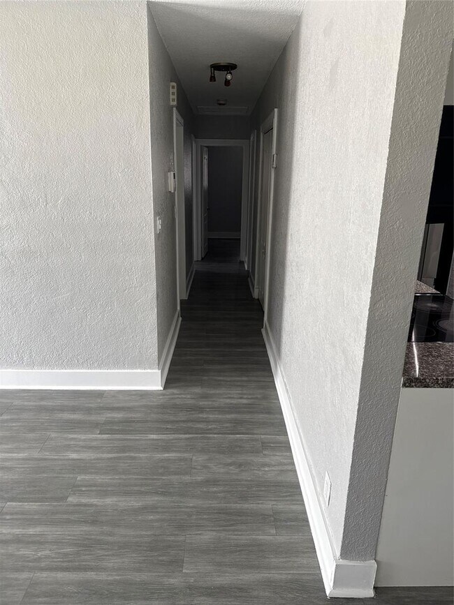 Building Photo - 3 bedroom in Opa Locka FL 33054