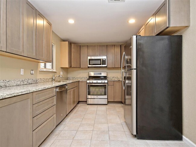 Building Photo - 610 Bristlewood Cove