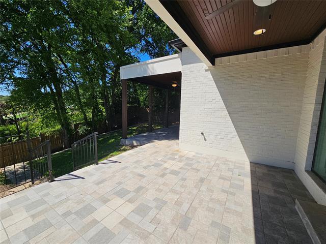 Building Photo - 2374 Southwood Dr