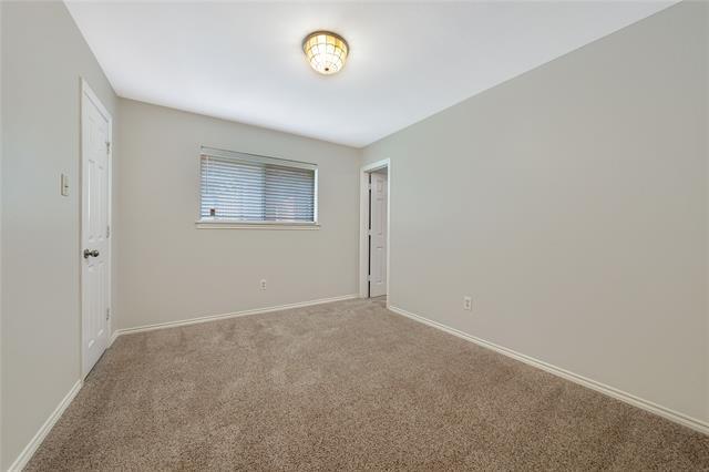 Building Photo - 153 Creek Courts Dr