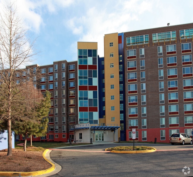 Edgewood Terrace/The View Senior Apartments 635 Edgewood St NE