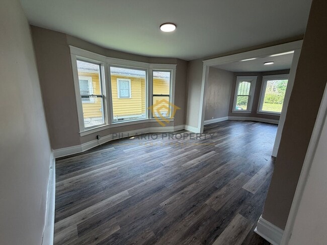 Building Photo - Large 4 bedroom Home in THe Monon Yard Neighborhood, Available NOW!