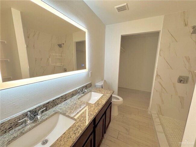 Building Photo - 21 Buen Camino St