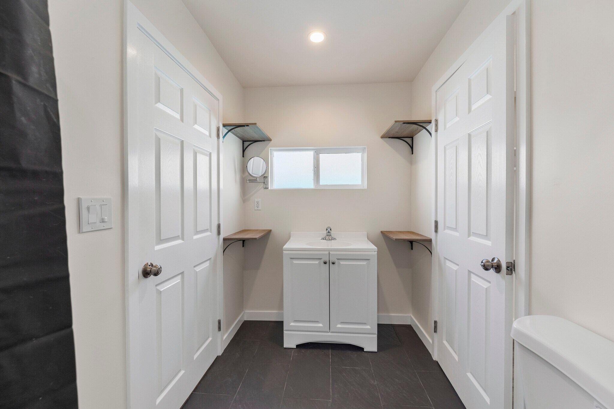 Building Photo - 1443 W 36th Pl