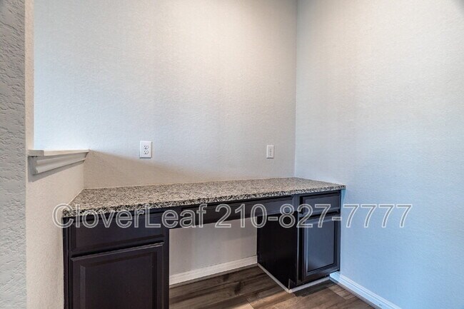 Building Photo - 4917 Drovers Path