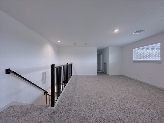 Building Photo - 29402 Ella Larchmont Ct