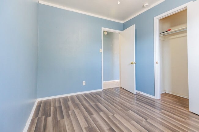 Building Photo - Charmful Remodeled Home with Refrigerated Air