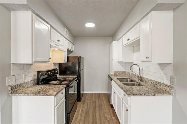 Building Photo - 143 Allencrest Dr