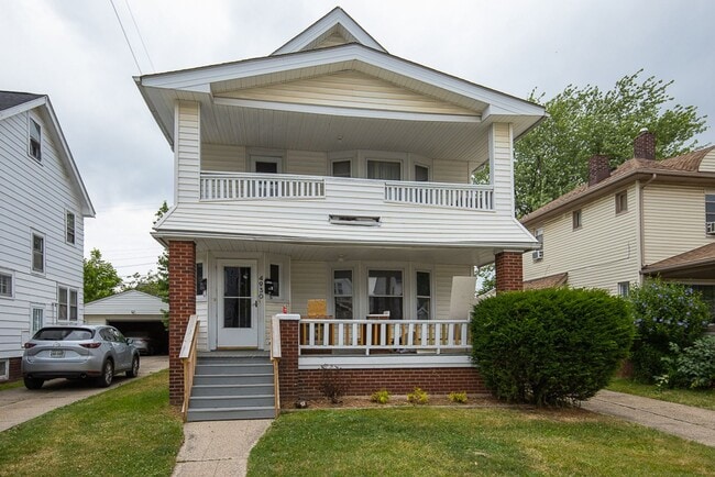 Building Photo - 4930 E 108th St