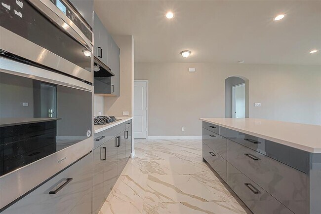 Building Photo - 6018 Mapleton Meadow Ln