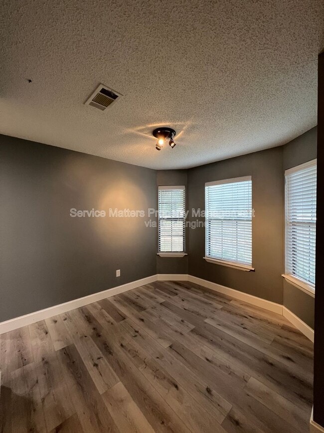 Building Photo - 7777 Needlerush Dr