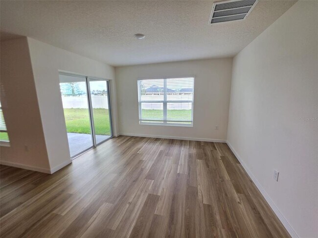 Building Photo - 4631 SW 88 Pl