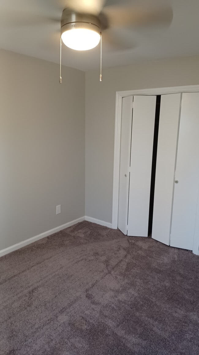 Building Photo - 521 Fairfield Way