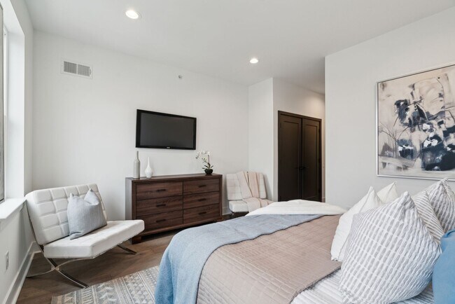 Building Photo - Brand New Townhome in Brewerytown