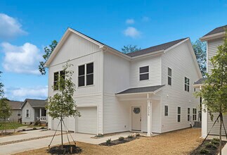 Building Photo - 2314 Rebecca Ave
