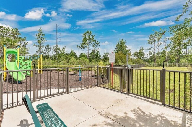 Building Photo - 14078 Alafaya Oak Bnd