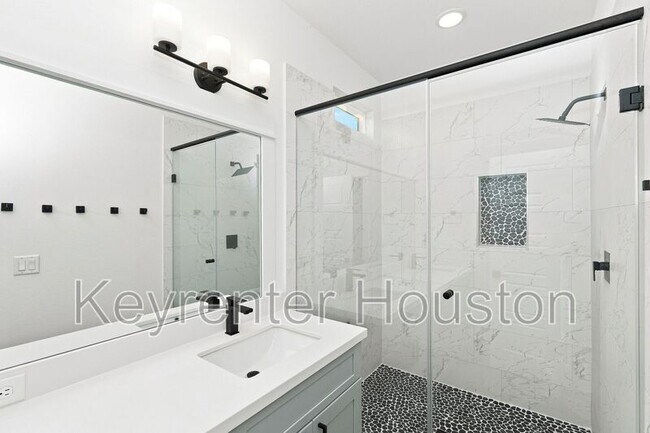 Building Photo - 2908 Stevens St