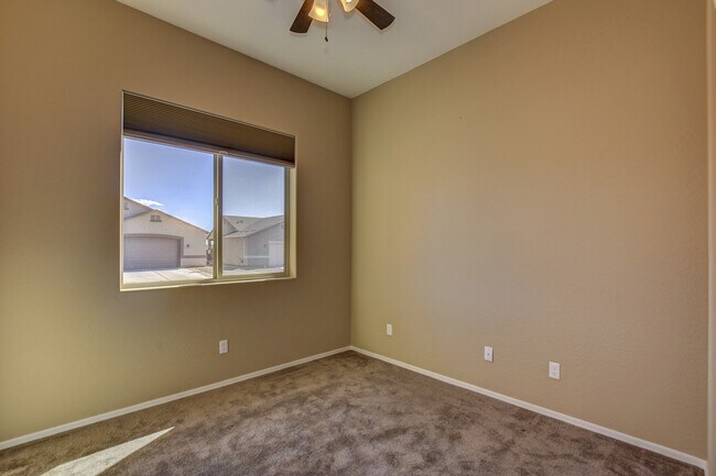 Building Photo - 3 bed, 2 bath Granville Home for Rent!