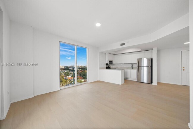 Building Photo - 3500 Coral Wy