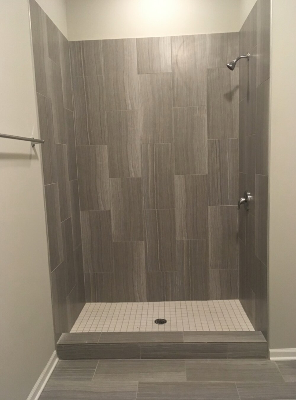 Building Photo - 3123 W Lawrence Ave