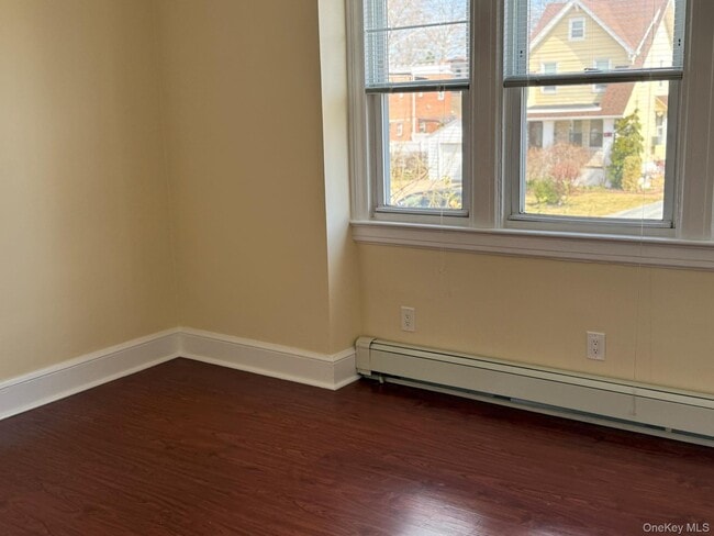 Building Photo - 30-16 154th St