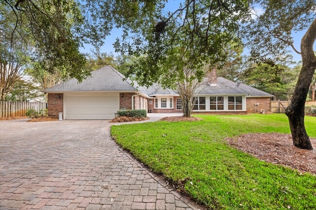 Building Photo - 1300 Windward Cir