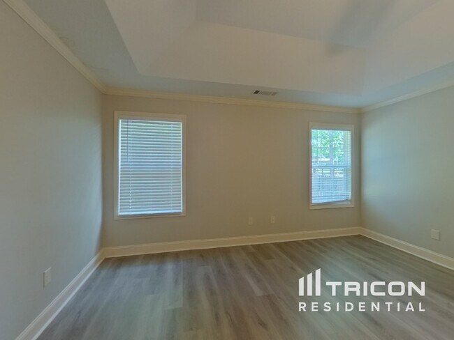 Building Photo - 507 Embassy Walk