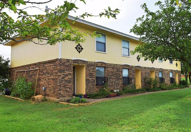 Building Photo - 400 Amber Ln