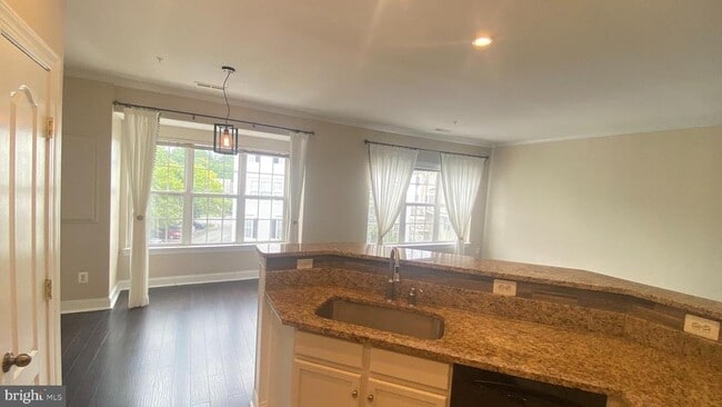 Building Photo - 580 Orchard Ridge Dr
