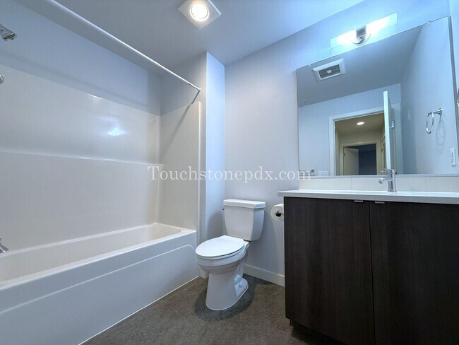 Building Photo - 2nd MONTH RENT FREE!- Contemporary 2 Bedroom, 1.5 Bathroom Apartment