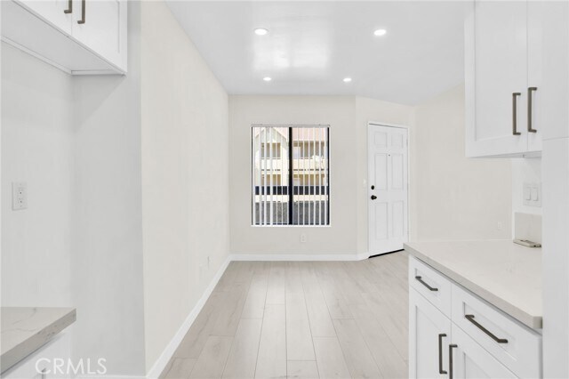 Building Photo - 7750 Laurel Canyon Blvd