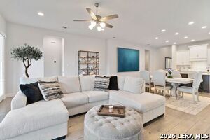 Building Photo - 149 Red Oak