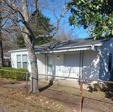 Building Photo - North Columbus 2bedroom home available to rent!