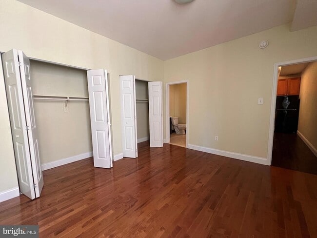 Building Photo - 443 Fairmount Ave