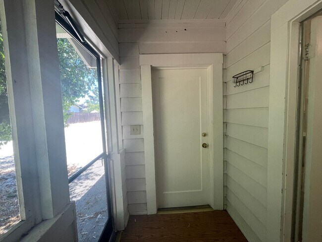 Building Photo - 9230 Curbaril Ave