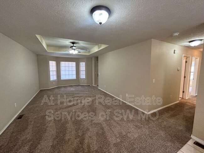 Building Photo - 1017 N 25th St