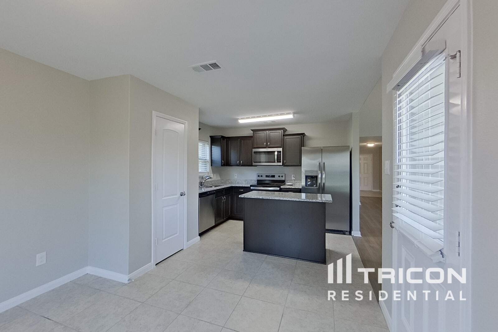 Building Photo - 6312 Jasper Lake Dr