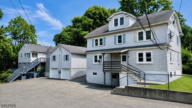 Building Photo - 58 Nestor St.