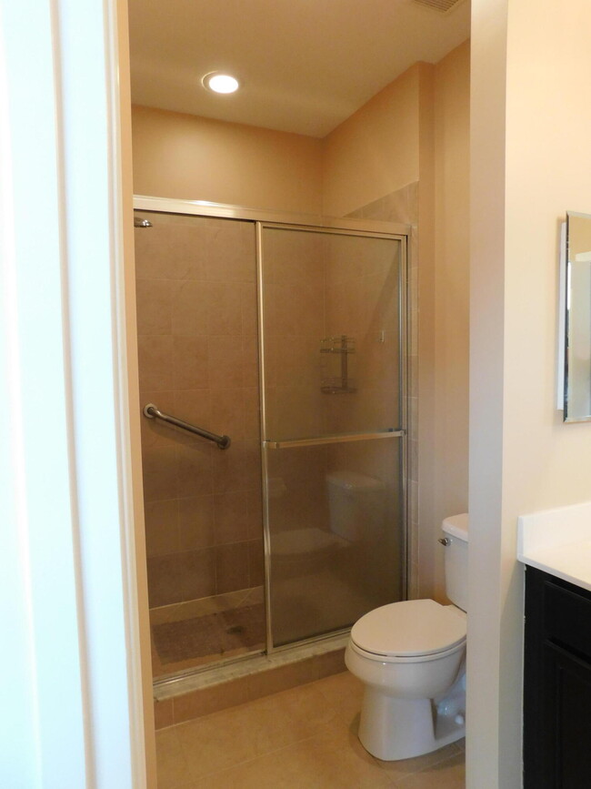 Building Photo - 9516 SW Merlin Ct