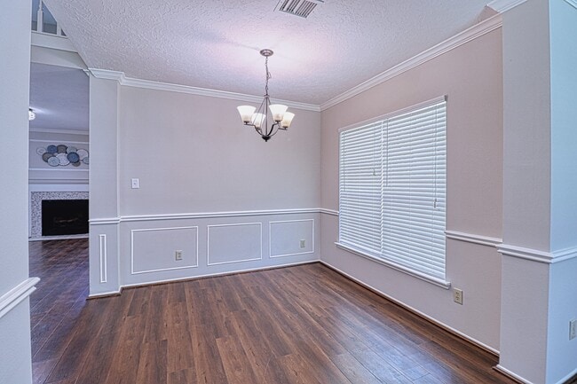 Building Photo - 427 Birch Hill Dr