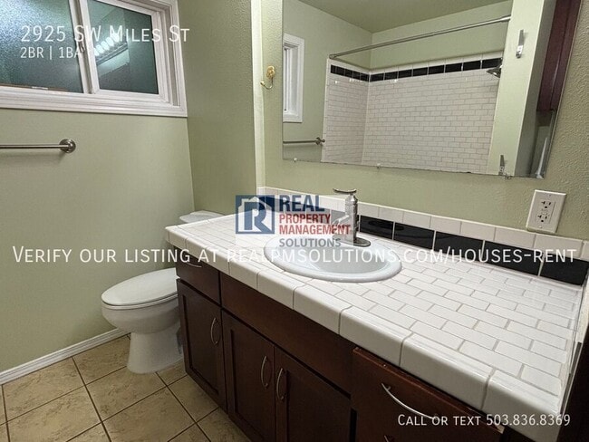 Building Photo - 2925 SW Miles St